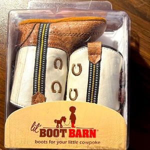 Lil Boot Barn size 2